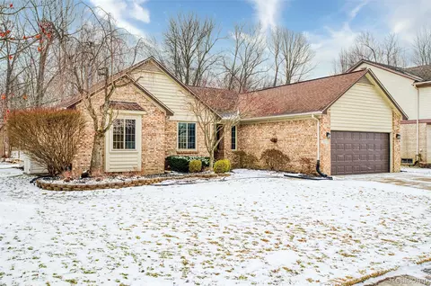 41777 Princess Dr, Canton, MI 48188