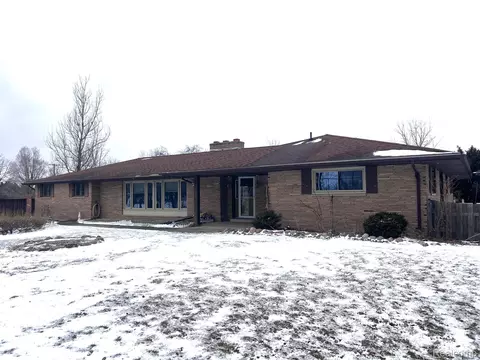 2590 S Morrice Rd, Owosso, MI 48867
