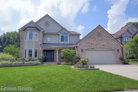 5421 Wentworth Dr, Commerce, MI 48382