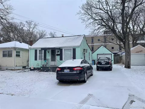 218 Dunlap St, Lansing, MI 48910