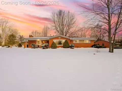 6745 24 Mile Rd, Shelby Township, MI 48316