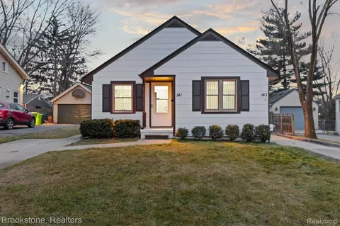 141 Ferndale Ave, Rochester, MI 48307