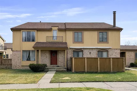 41617 Bedford Dr, Canton, MI 48187