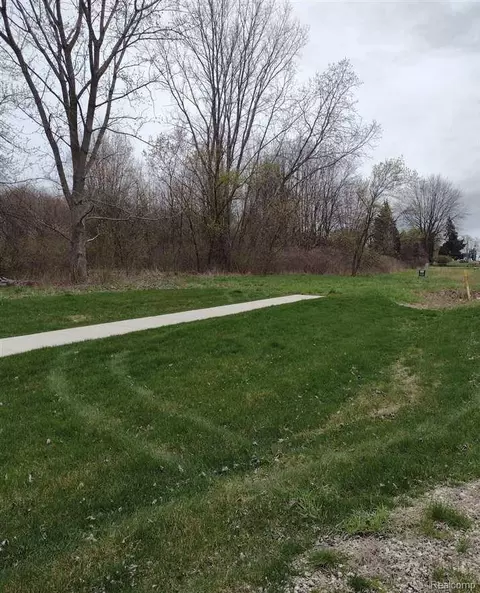 00 N Cotton Rd, Chesterfield, MI 48047