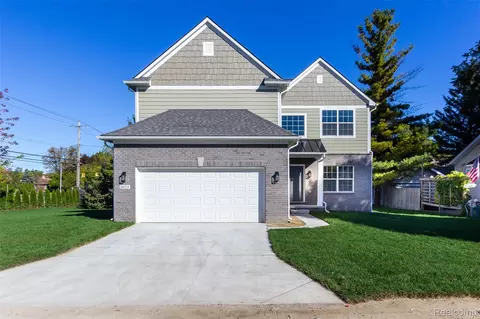 2023 Cecil Dr, Troy, MI 48083