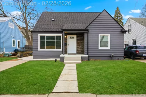 3050 Catalpa Dr, Berkley, MI 48072
