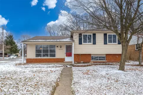 20280 Melvin St, Livonia, MI 48152