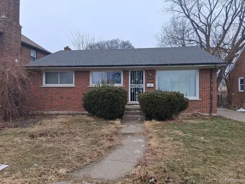 8791 E Outer Dr, Detroit, MI 48213