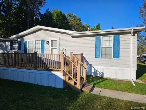 2500 Mann Apt 218 Rd, Independence, MI 48346