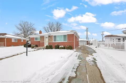 25968 Keith St, Dearborn Heights, MI 48127