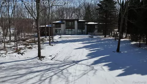 6106 E River Rd, Flint, MI 48433 photo 15