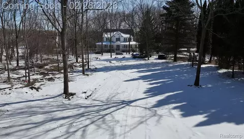 6106 E River Rd, Flint, MI 48433 photo 13