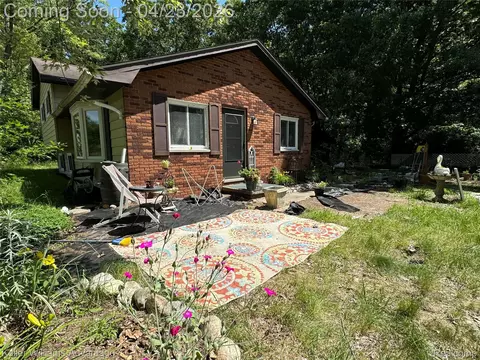 42050 Fret Rd, Van Buren, MI 48111