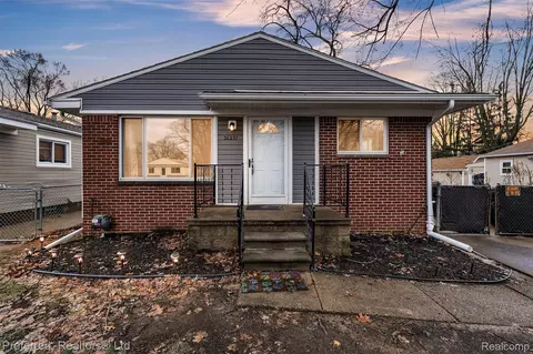 36231 Schley Ave, Westland, MI 48186