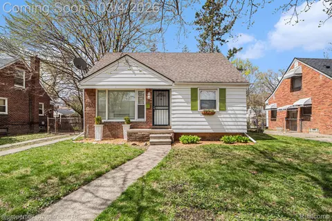 11669 Chatham, Detroit, MI 48239