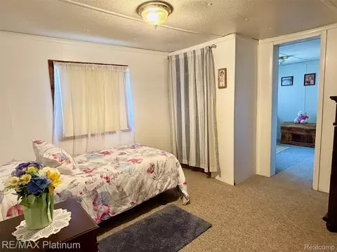 Bedroom - 6787 Coon Hill Rd, Henrietta, MI 49259 photo 2 of 2