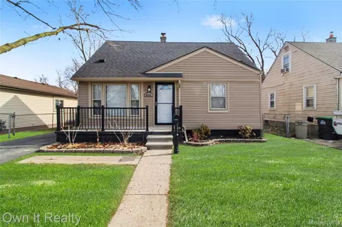 6155 Princess St, Taylor, MI 48180