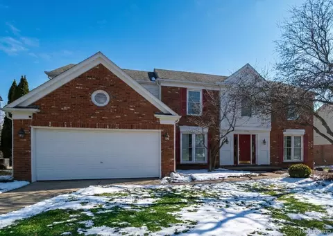 1234 Sandy Ridge Dr, Rochester Hills, MI 48306