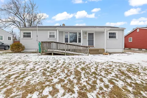 30801 Pardo St, Garden City, MI 48135