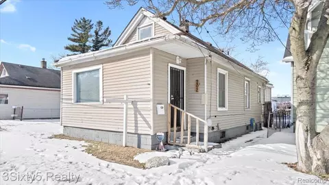 202 Haltiner St, River Rouge, MI 48218