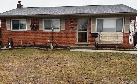 40724 Pickett Ridge Rd, Sterling Heights, MI 48313