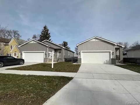 4845 Harding St, Dearborn Heights, MI 48125