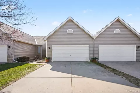 9166 Emily Dr, Davison, MI 48423