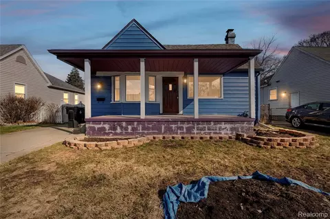 1047 22nd St, Wyandotte, MI 48192