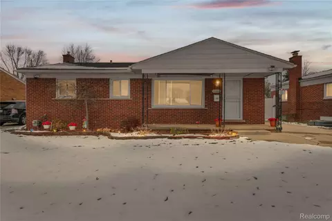 22644 Hill St, Warren, MI 48091