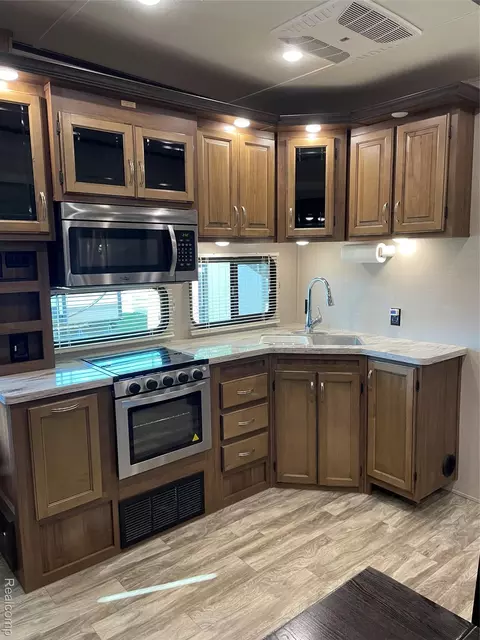 831 Main St, Au Gres, MI 48703 photo 8