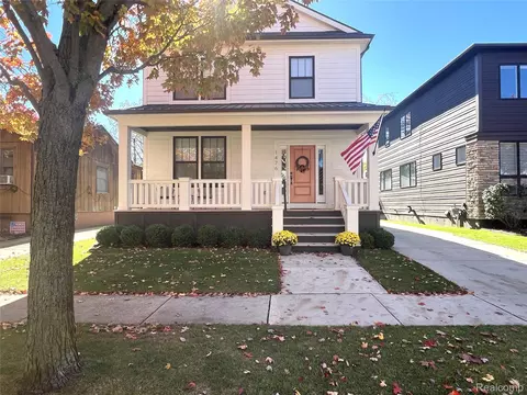 1476 Humphrey Ave, Birmingham, MI 48009