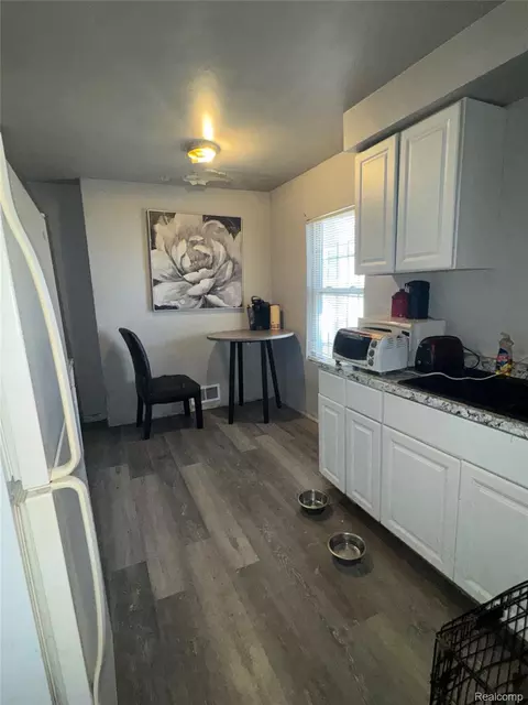 Kitchen - 3001 Kellar Ave, Flint, MI 48504 photo 1 of 1