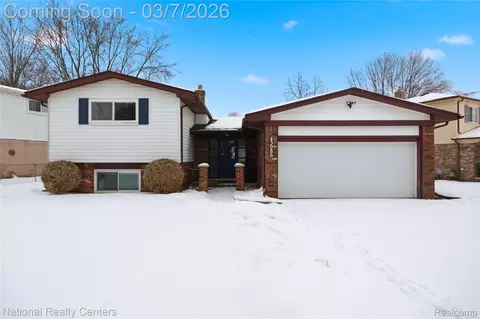 43086 Versailles Rd, Canton, MI 48187