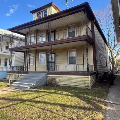 3416 Comstock St, Hamtramck, MI 48212
