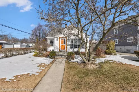 2288 Franklin Rd, Berkley, MI 48072