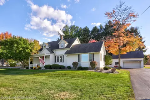 8980 E Curtis Rd, Frankenmuth, MI 48734