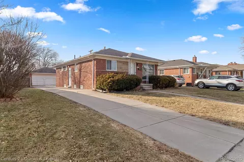 4170 Lincoln Blvd, Dearborn Heights, MI 48125