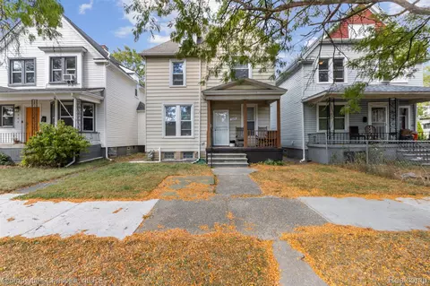 569 Melbourne St, Detroit, MI 48202