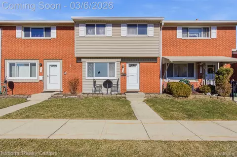 8095 Coventry St, Westland, MI 48185
