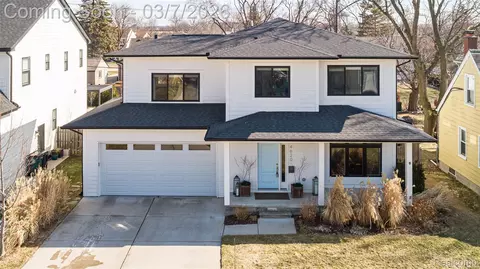 4620 Mankato Ave, Royal Oak, MI 48073