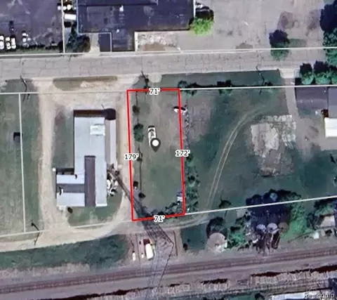 00 Howard St, Lapeer, MI 48446