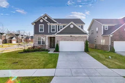 58565 Navarra Dr, Lyon, MI 48178