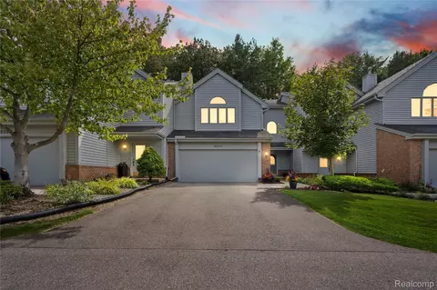 6535 Ridgeview Dr, Independence, MI 48346