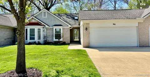 41642 Haggerty Woods Ct, Canton, MI 48187