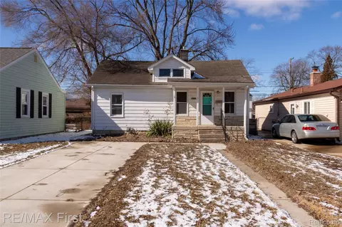 26721 Barrington St, Madison Heights, MI 48071