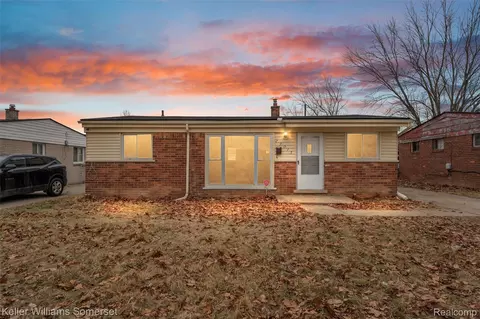 29015 York St, Inkster, MI 48141
