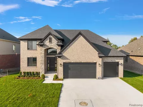 34914 Cardinal Ln, Richmond, MI 48062