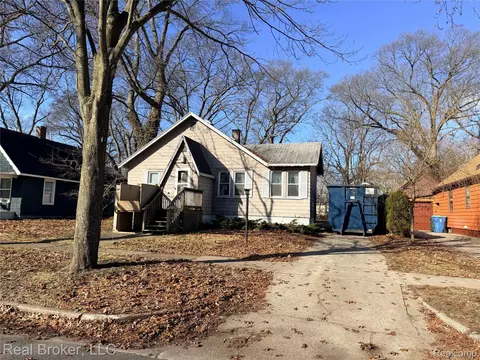 1953 Jiroch St, Muskegon, MI 49442