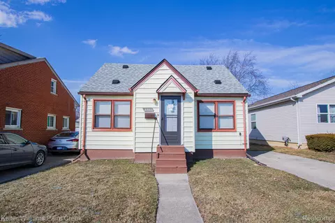 8493 Jewett Ave, Warren, MI 48089