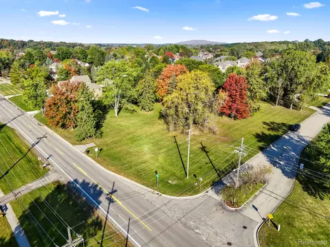 48100 Powell Rd, Plymouth, MI 48170